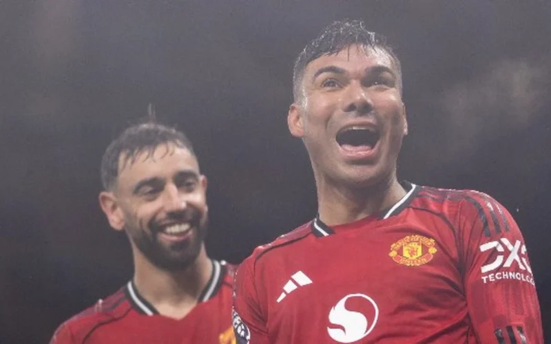 مانشستر يونايتد يجهز 200 مليون يورو لتعويض رحيل كاسيميرو